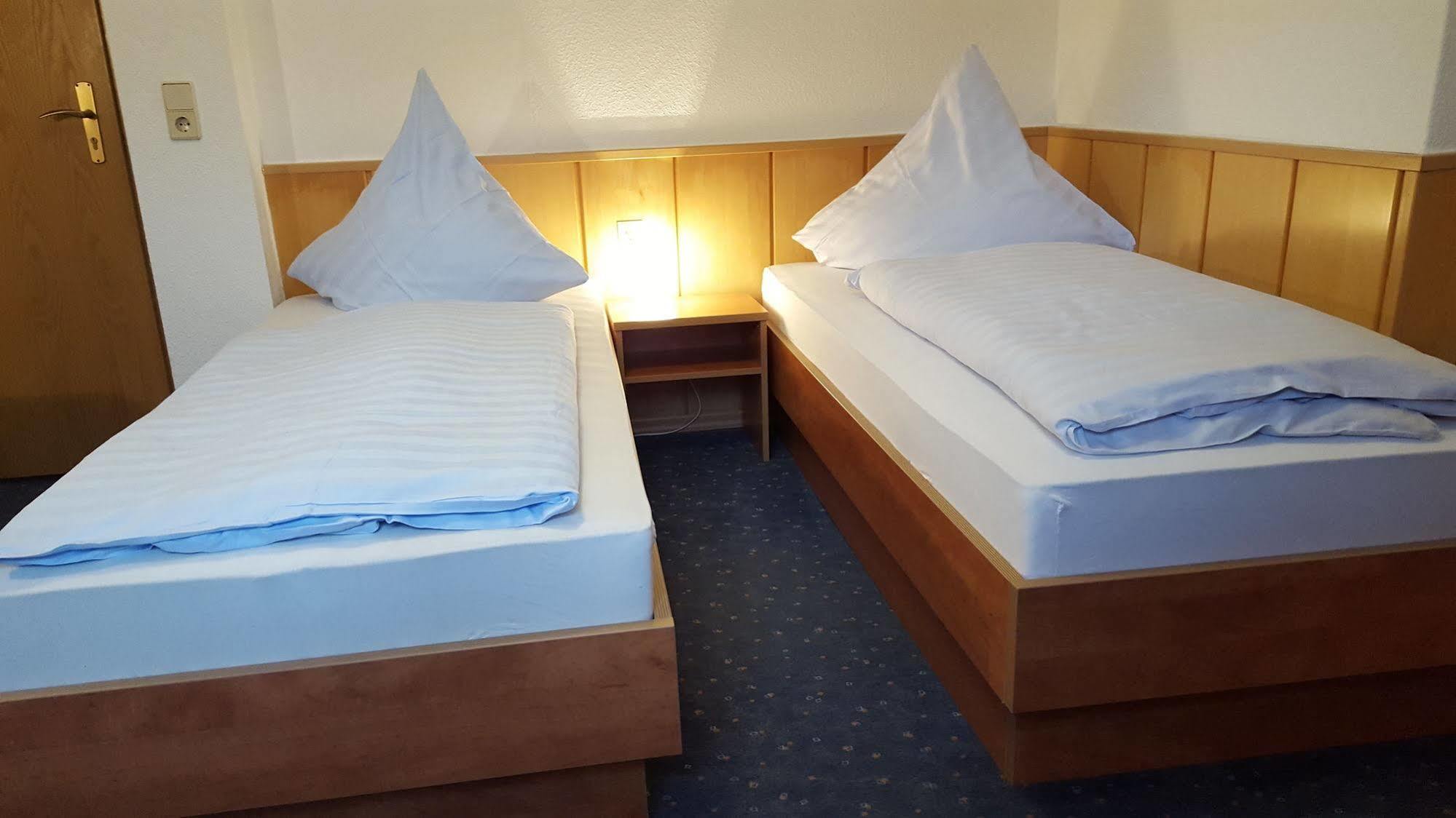 Waldhotel Zur Holzmuehle Eldagsen Exterior foto